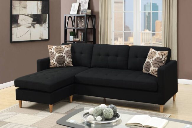 F7084<DIV> Reversible Sectional Set W/ 2 Accent Pillows