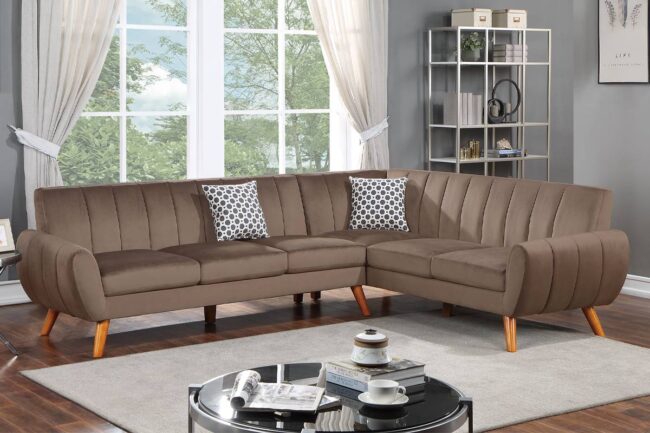 F8871<DIV> 2-Piece Sectional Set W/ 2 Accent Pillows