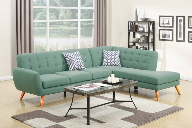 F6955<DIV> 2-Piece Sectional Set W/ 2 Accent Pillows