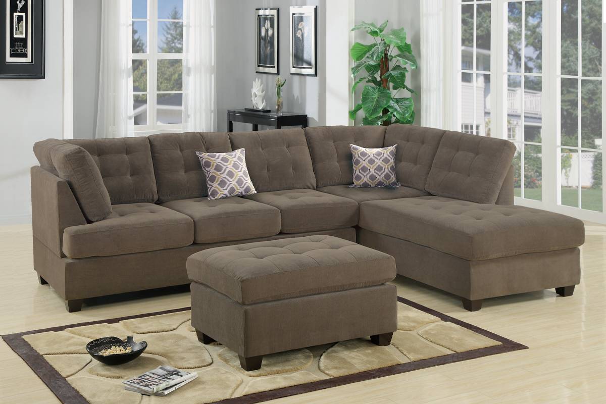 F7139 2-Piece Sectional Set W/ 2 Accent Pillows