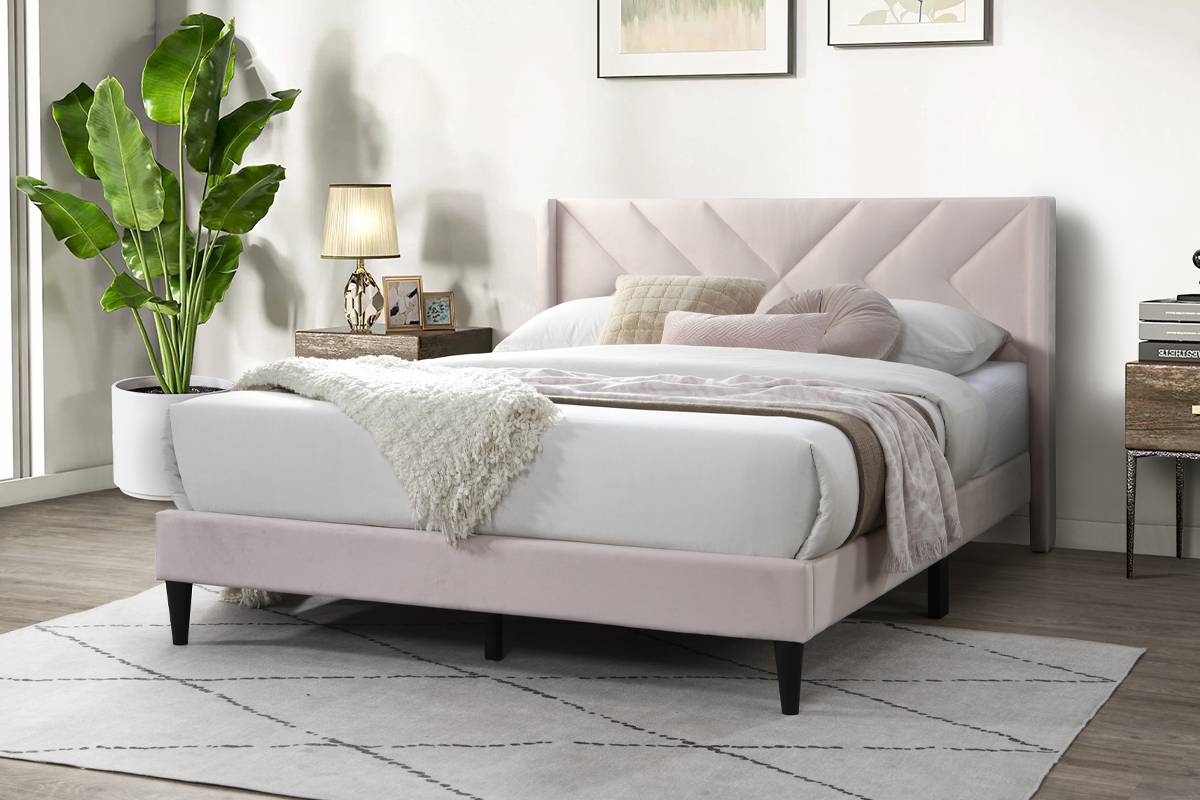 F9649Q Queen Bed